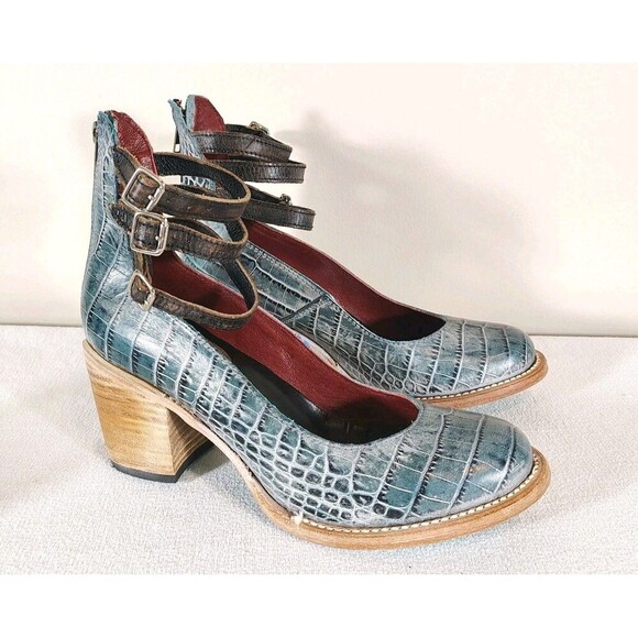 Freebird by Steven Shoes - Freebird by Steven Womens Blue Randi Triple Strap Leather Pumps Sz 9 Block Heel